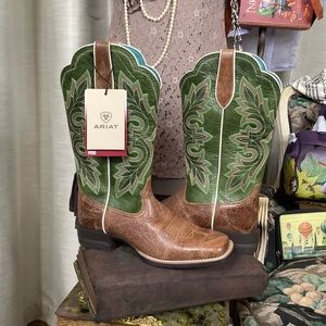 ARIAT Ladies’ Dark Tan/Treetop Green Breakout Cowboy Boots